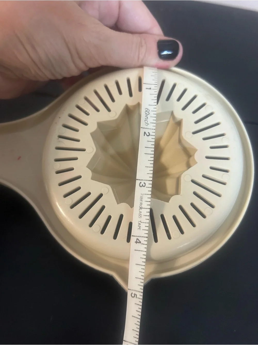 Vintage Foley Plastic Handheld Citrus Juicer Reamer Strainer